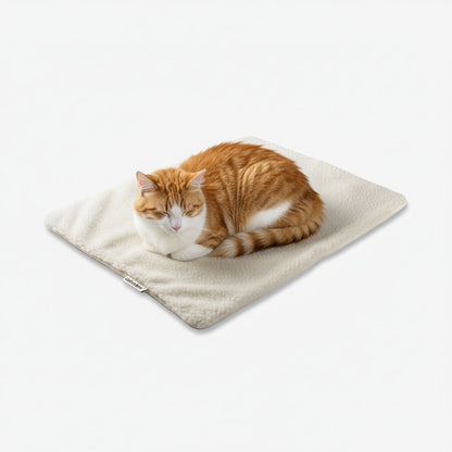 Selbsterwärmende Katzendecke